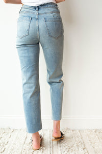 mode, crvy high rise vintage jeans