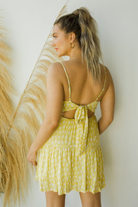 mode, perfect for a picnic dress