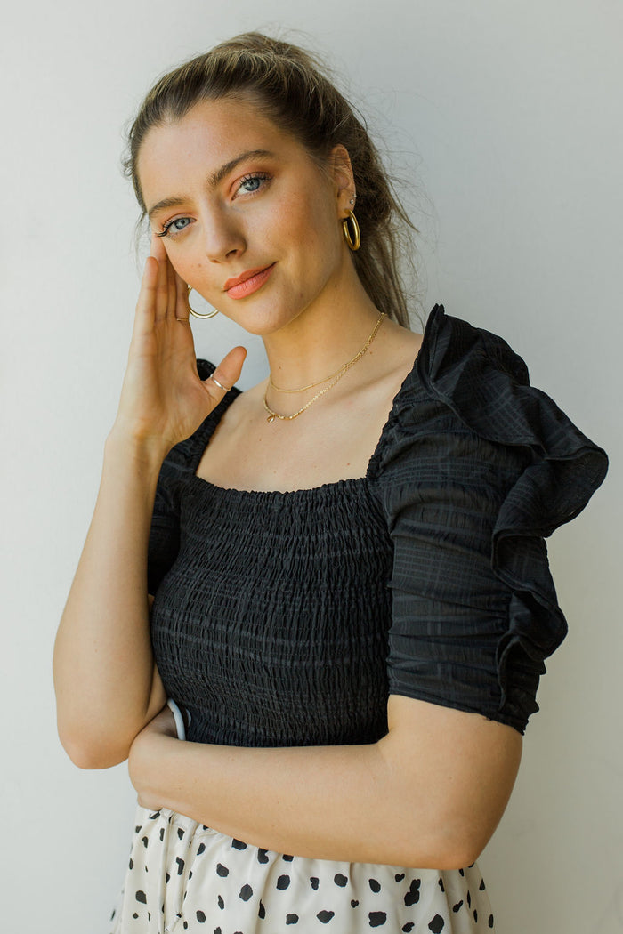 mode, smocked ruffle sleeve detail top