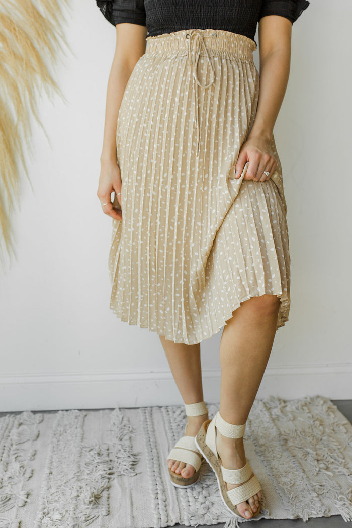 mode, lots of dots drawstring skirt