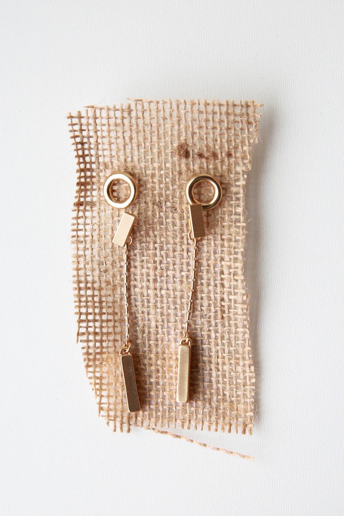 mode, matte gold earring set